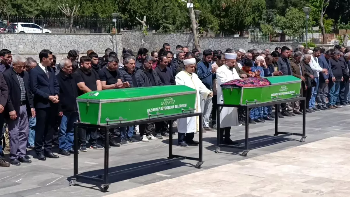 Gaziantep'te Feci Kaza: Anne ve Oğul Hayatını Kaybetti