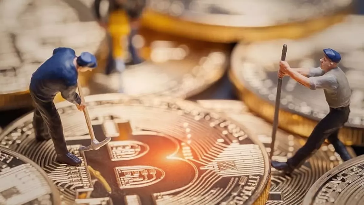 Hisseler çakıldı: Bitcoin madencisi bulut işini elden çıkarıyor
