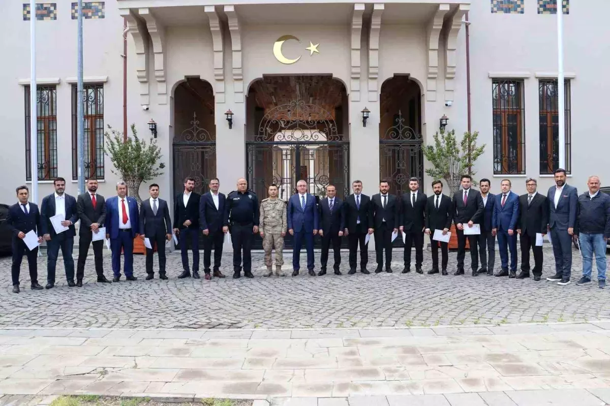 İskenderun'da Emniyet Personeline Başarı Belgesi