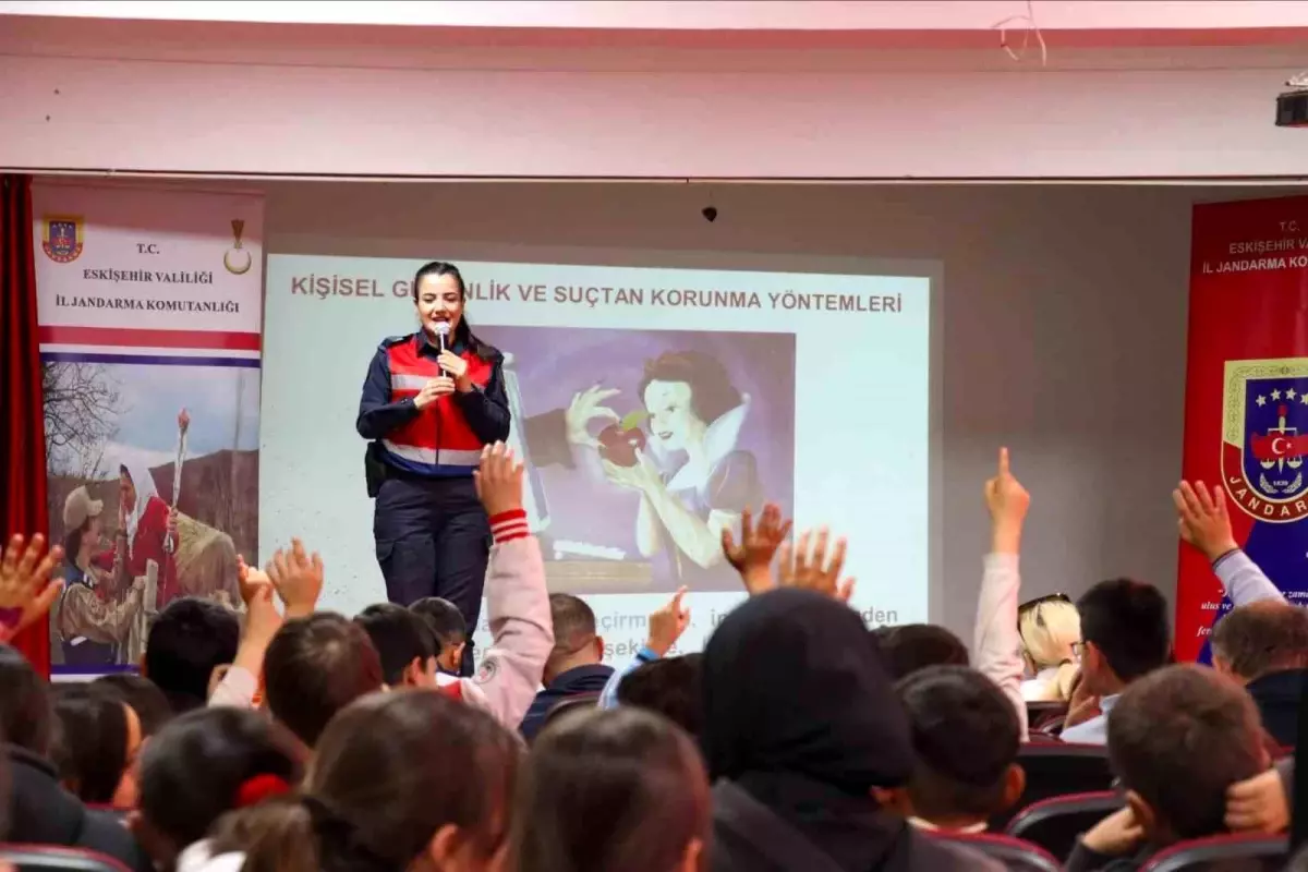 Eskişehir'de Kadına Yönelik Şiddetle Mücadele Semineri Düzenlendi