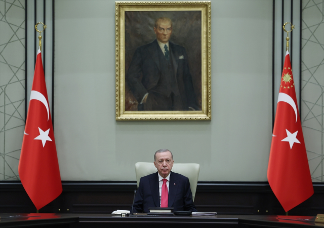 Kabine Toplantısı'nda neler konuşuldu? Kabine Toplantısı öğretmen atamaları kararı alındı mı?