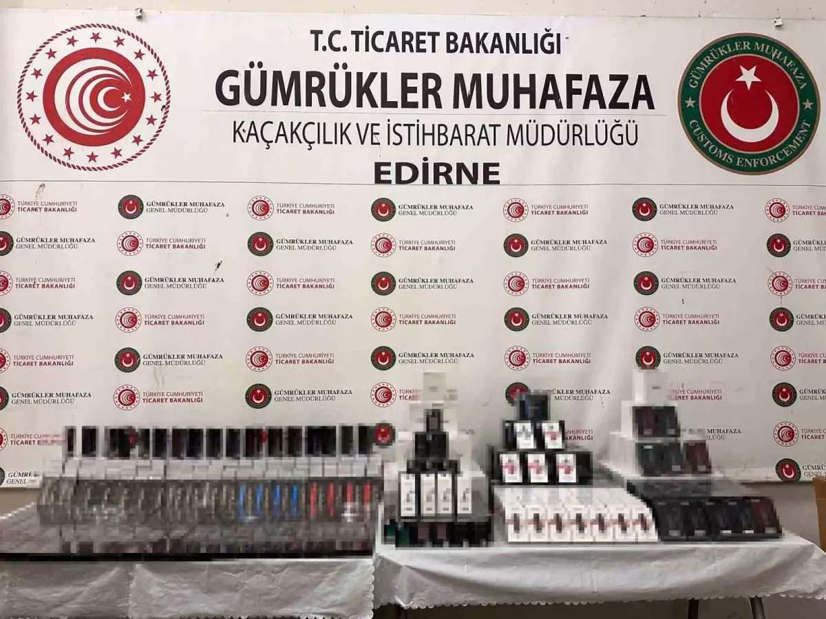 Kapıkule Gümrük Kapısı'nda Kaçakçılıkla Mücadele Başarısı: Yasaklı Kimyasal ve Elektronik Sigara Ele Geçirildi