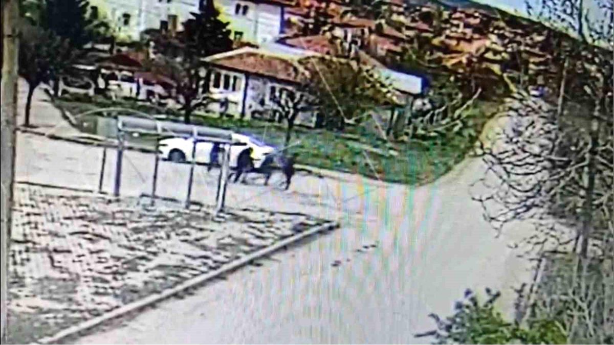 Kırıkkale'de Havalı Tabancayla Durağa Zarar Veren Çocuk Yakalandı