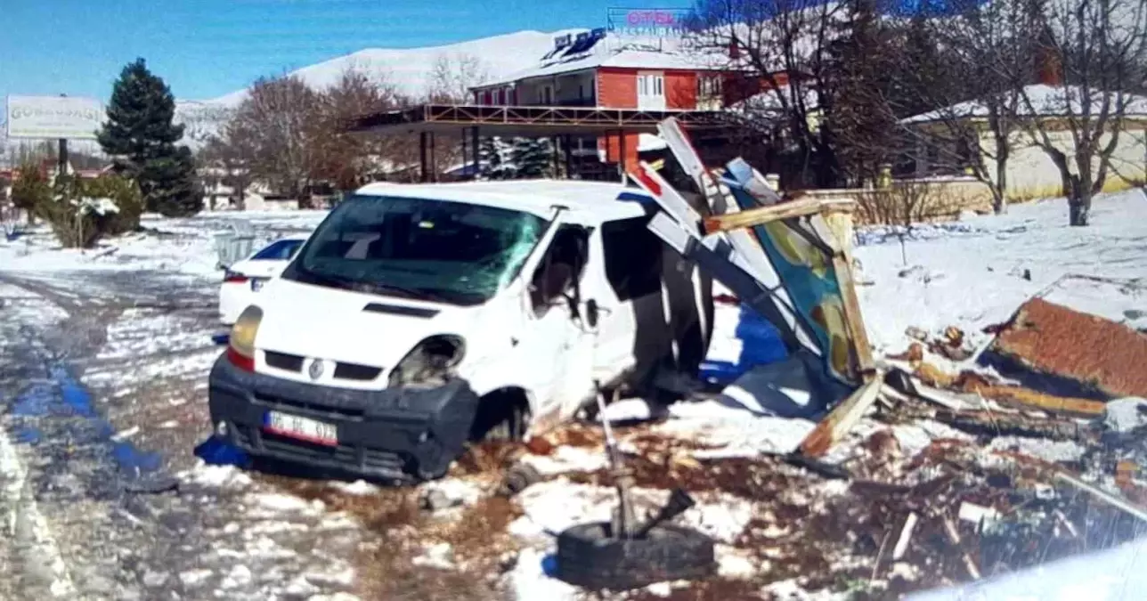 Adıyaman-Malatya Karayolunda Trafik Kazası: 2 Yaralı