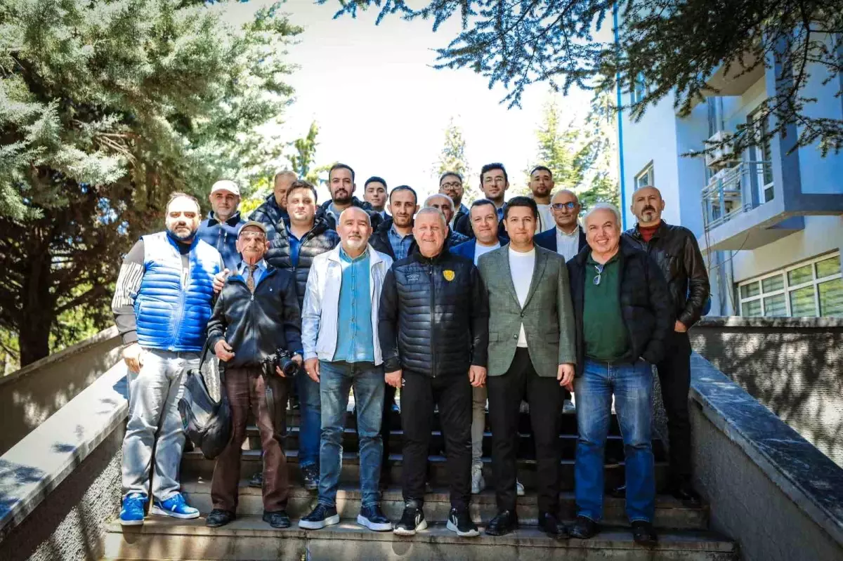 Mesut Bakkal Basın Mensuplarıyla Bir Araya Geldi