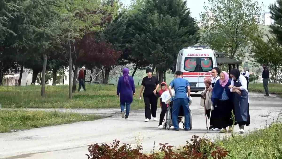 Samsun'da Huzurevinde Yangın: Yaşlılar Tahliye Edildi