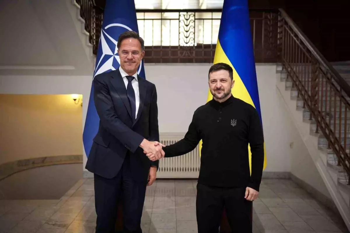 Zelenskiy ve NATO Genel Sekreteri Rutte Görüştü: Rusya'nın Saldırıları Devam Ediyor