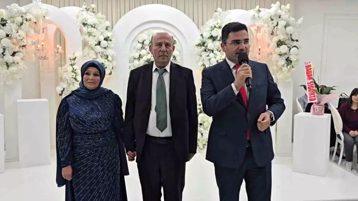 Zonguldak'ta 40 Yıllık Evlilik Düğünle Kutlandı