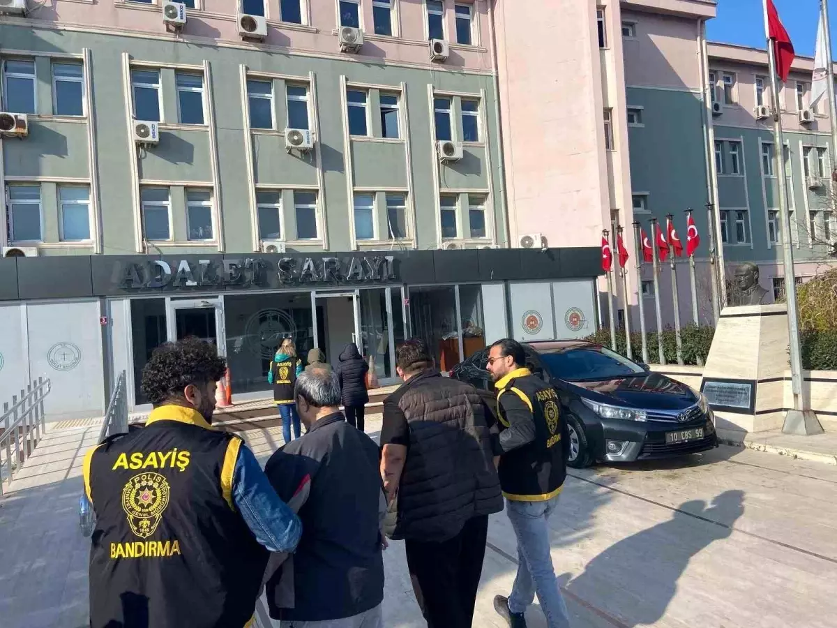 Balıkesir'de Fuhuşa Teşvik ve Nitelikli Yağma Operasyonu: İki Kişi Tutuklandı