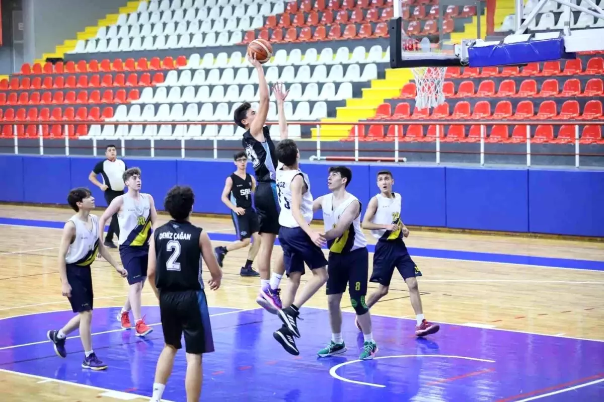 U-16 Erkekler Basketbol Türkiye Şampiyonası Denizli'de Başlıyor
