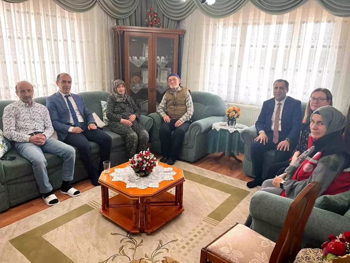 Bilecik'te şehit ailesine anlamlı ziyaret