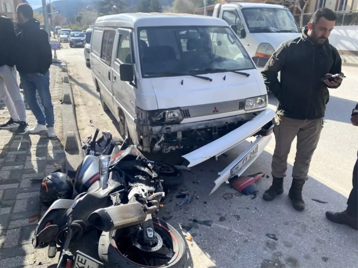 Bilecik'te Zincirleme Trafik Kazası: 1 Yaralı