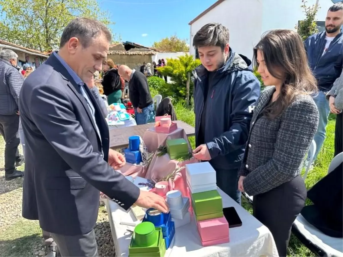 Burhaniye Kaymakamı İlyas Memiş, 2. Tohum Takas Şenliğine Katıldı