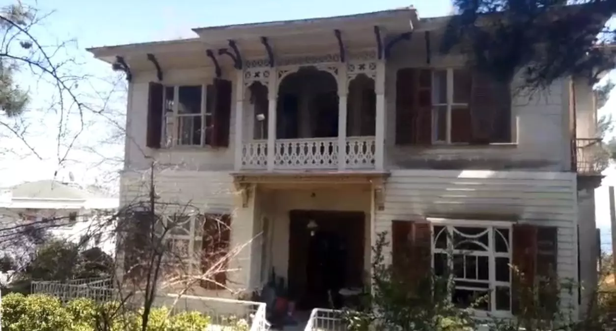 Büyükada'da Dizi Setinde Yangın: Serkan Sükyen Hayatını Kaybetti
