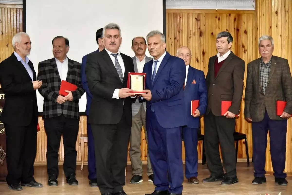 Tarsus'ta Emektar Din Görevlilerine Vefa Programı