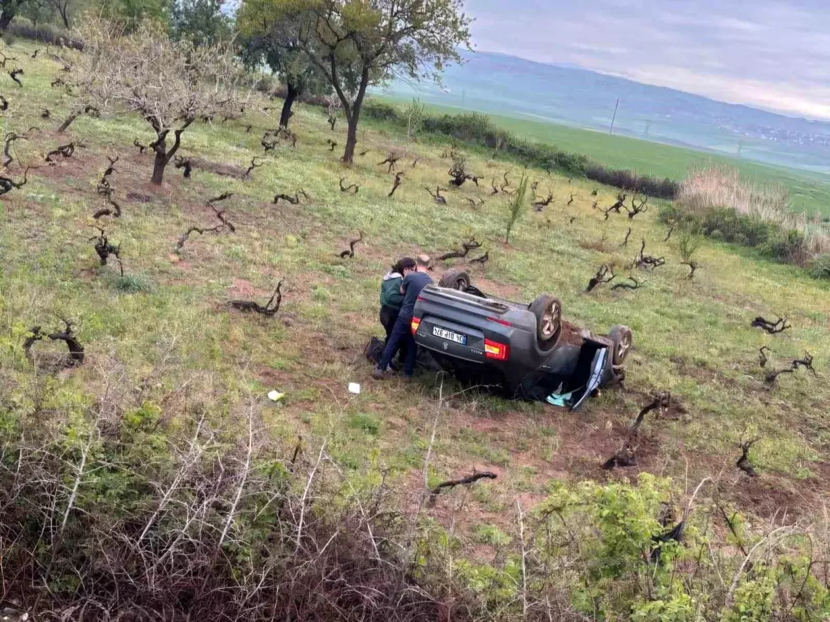 Siirt'te Otomobilin Takla Atması Sonucu 3 Yaralı