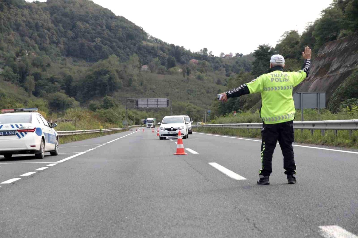 Ordu'da Trafik Denetimleri: 15 Bin Araç Kontrol Edildi