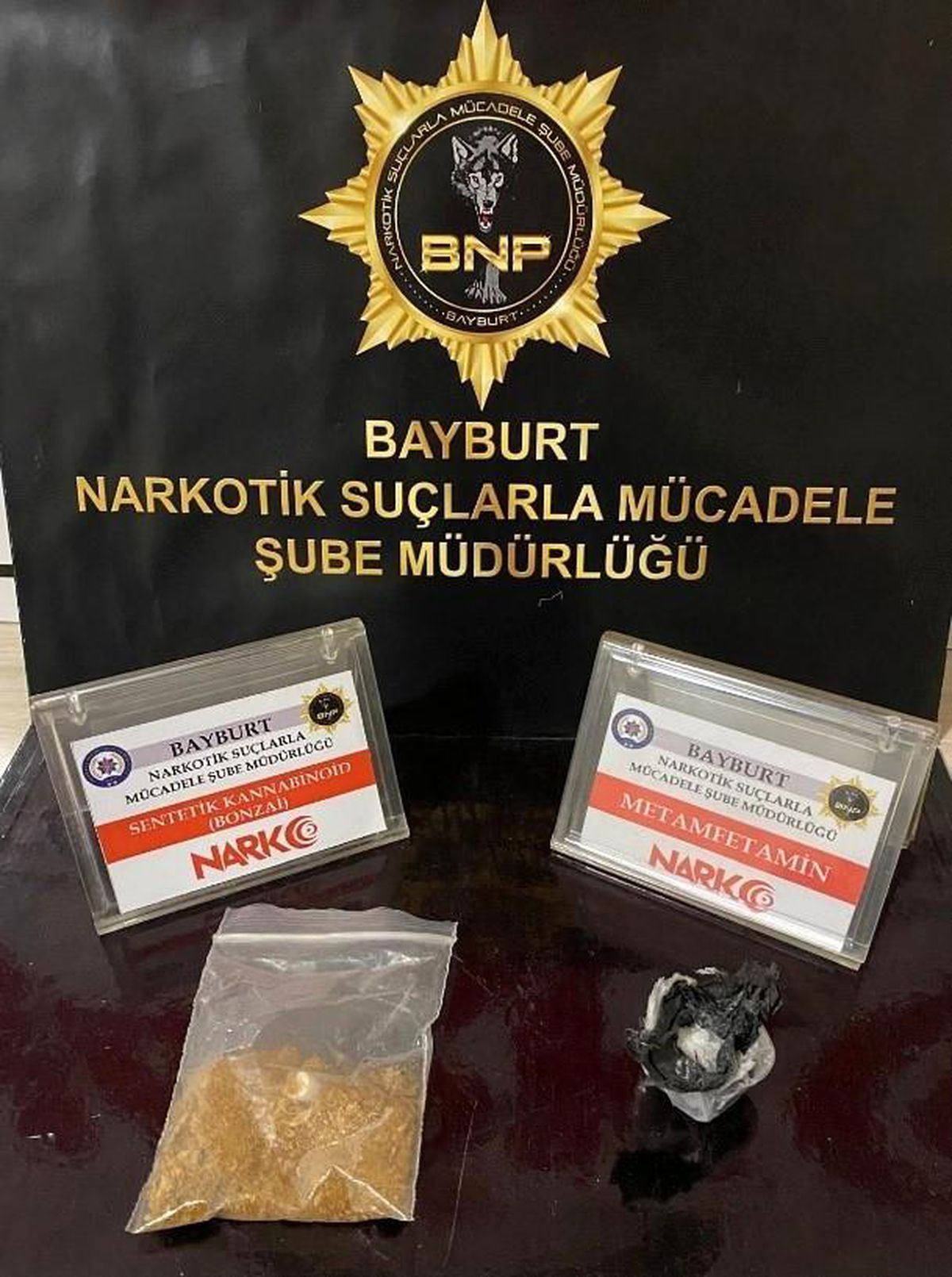 Bayburt'ta Araçta Uyuşturucu Ele Geçirildi