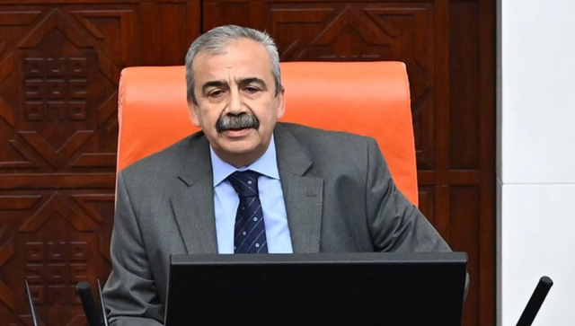 Sırrı Süreyya Önder sağlık durumu nasıl? SON DAKİKA: Sırrı Süreyya Önder'e ne oldu? Sırrı Süreyya Önder sağlık durumu nasıl? SON DAKİKA: Sırrı Süreyya Önder'e ne oldu?