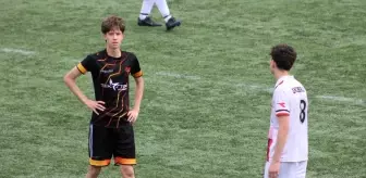 16 Yaş Altı Türkiye Futbol Şampiyonası Karabük'te Devam Ediyor