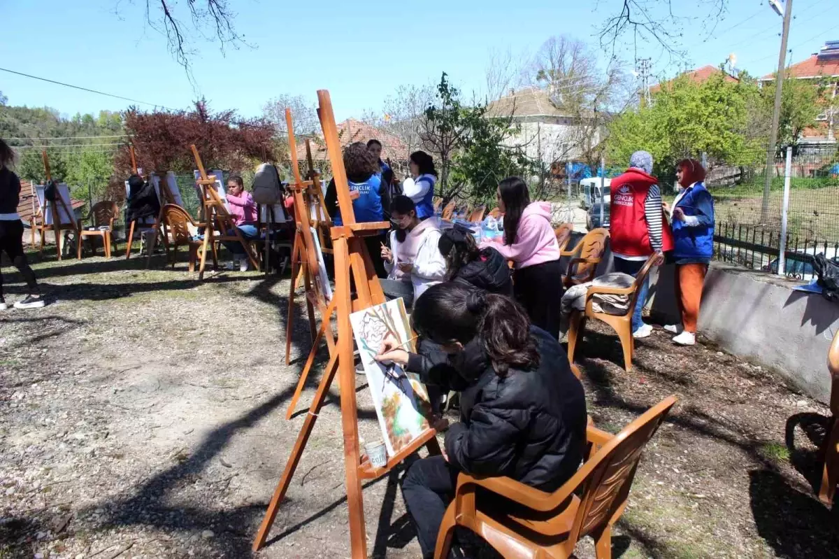 Sinop'ta Koca Meşe Gölgesinde Turizm Haftası Etkinlikleri Düzenlendi