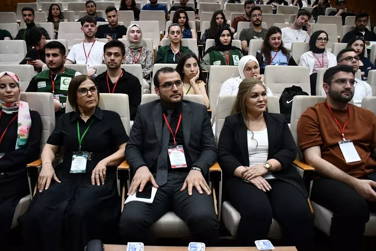 Adana'da Bağımlılıkla Mücadele İçin 'Bağımsızlık Şenliği' Düzenlendi