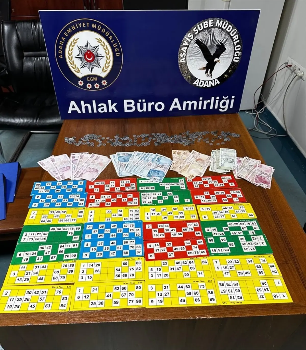 Adana'da Kumar Operasyonunda 22 Kişiye Ceza