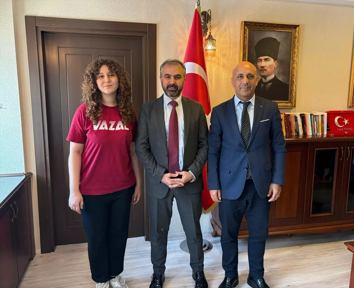 Öğrenciden Örnek Davranış: Alışverişin Parasını Not Bıraktı