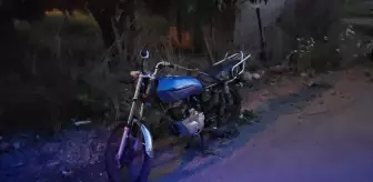 Kozan'da 'Dur' İhtarina Uymayan Motosiklet Sürücüsü Kaza Yaptı