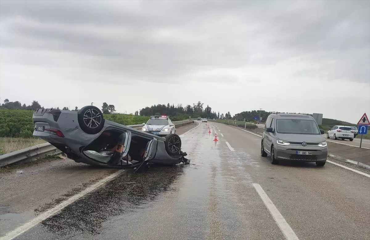 Kozan'da Otomobil Takla Attı: 4 Yaralı
