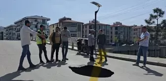 Afyonkarahisar'da Yolda Çökme Olayı