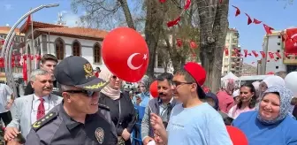 Özel Gereksinimli Çocuklar İçin Polis Araçlarıyla Gezinti Etkinliği