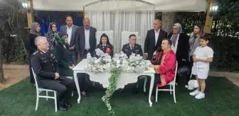 Validen Jandarma Çiftine Nikah Şahitliği