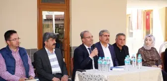 Ağın Belediye Başkanı Şeref Çakar vatandaşların sorularını yanıtladı