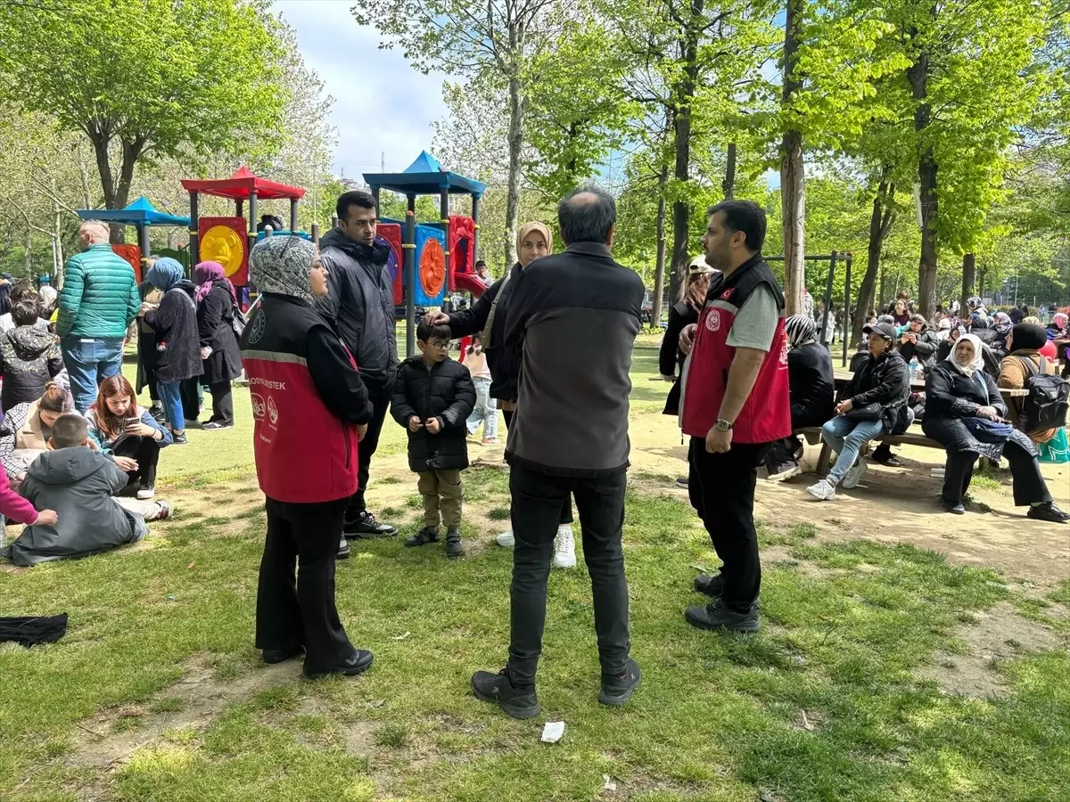 Psikososyal Destek Ekipleri İstanbul'daki Depremzedelere Destek Veriyor