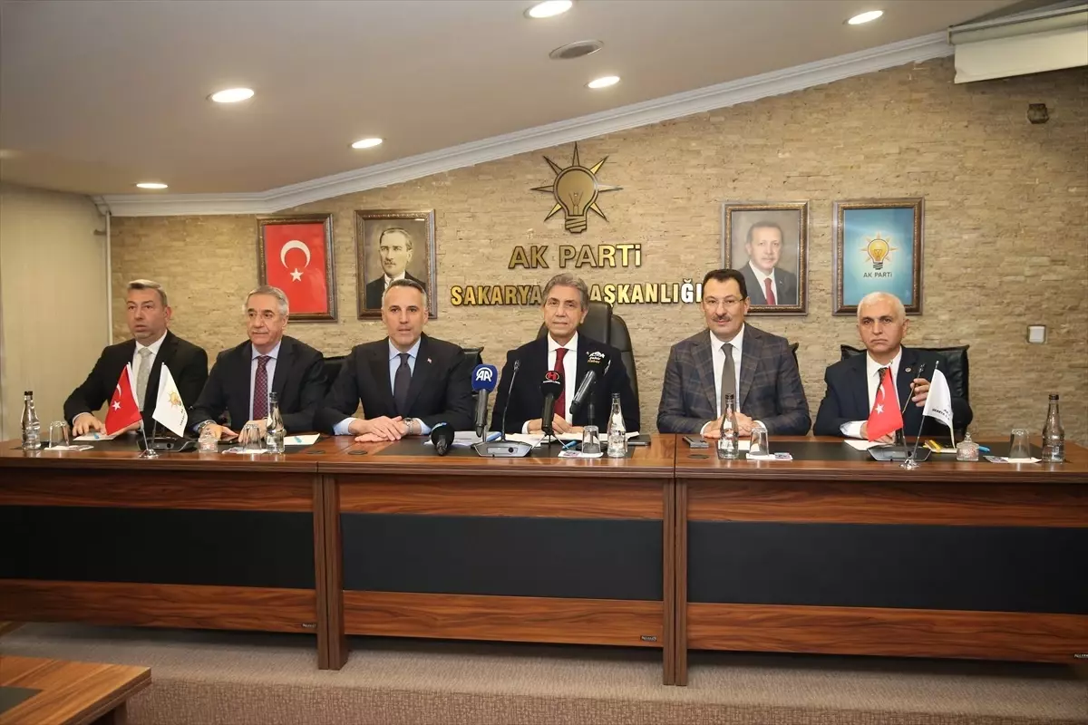 Mustafa Demir: CHP Belediyesi Eser Değil, Hasar Belediyeciliği Yapıyor