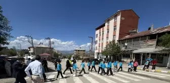 Akıncılar'da Karayolu Güvenliği ve Trafik Haftası Etkinliği