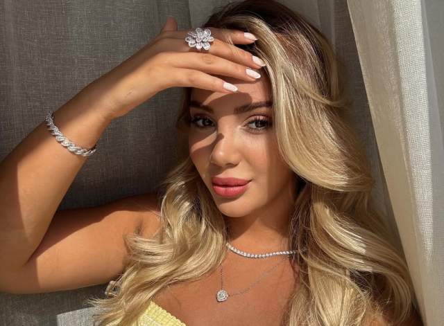 Aleyna Dalveren kimdir, nereli, kaç yaşında? Aleyna Dalveren nasıl ünlü oldu, ne iş yapıyor? Aleyna Dalveren kimdir, nereli, kaç yaşında? Aleyna Dalveren nasıl ünlü oldu, ne iş yapıyor?