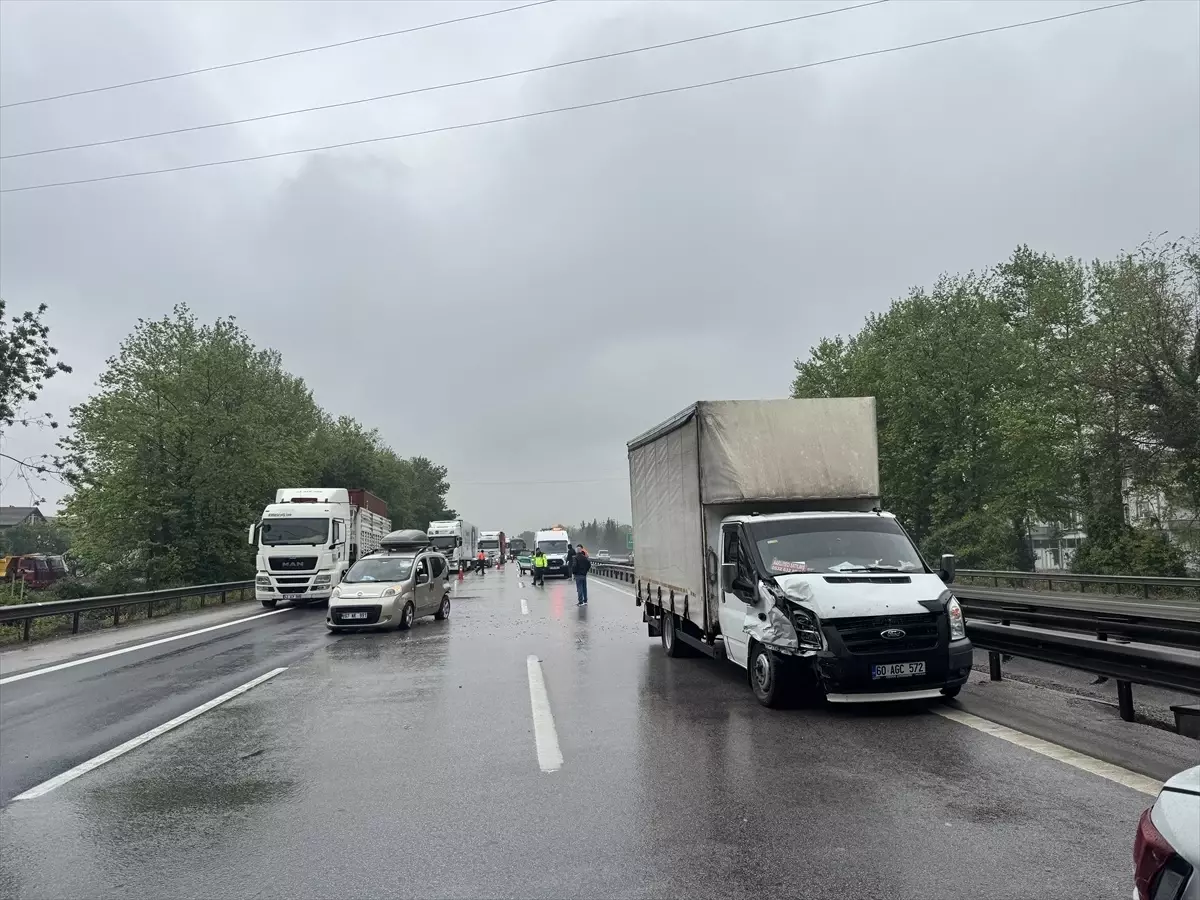 Anadolu Otoyolu'nda Zincirleme Trafik Kazası