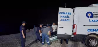 Antalya'da Falezlerden Düşen Kazakistan VATANDAŞI Hayatını Kaybetti
