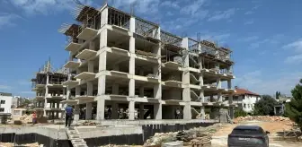 Antalya'da İnşaatta Düşen İşçi Hayatını Kaybetti