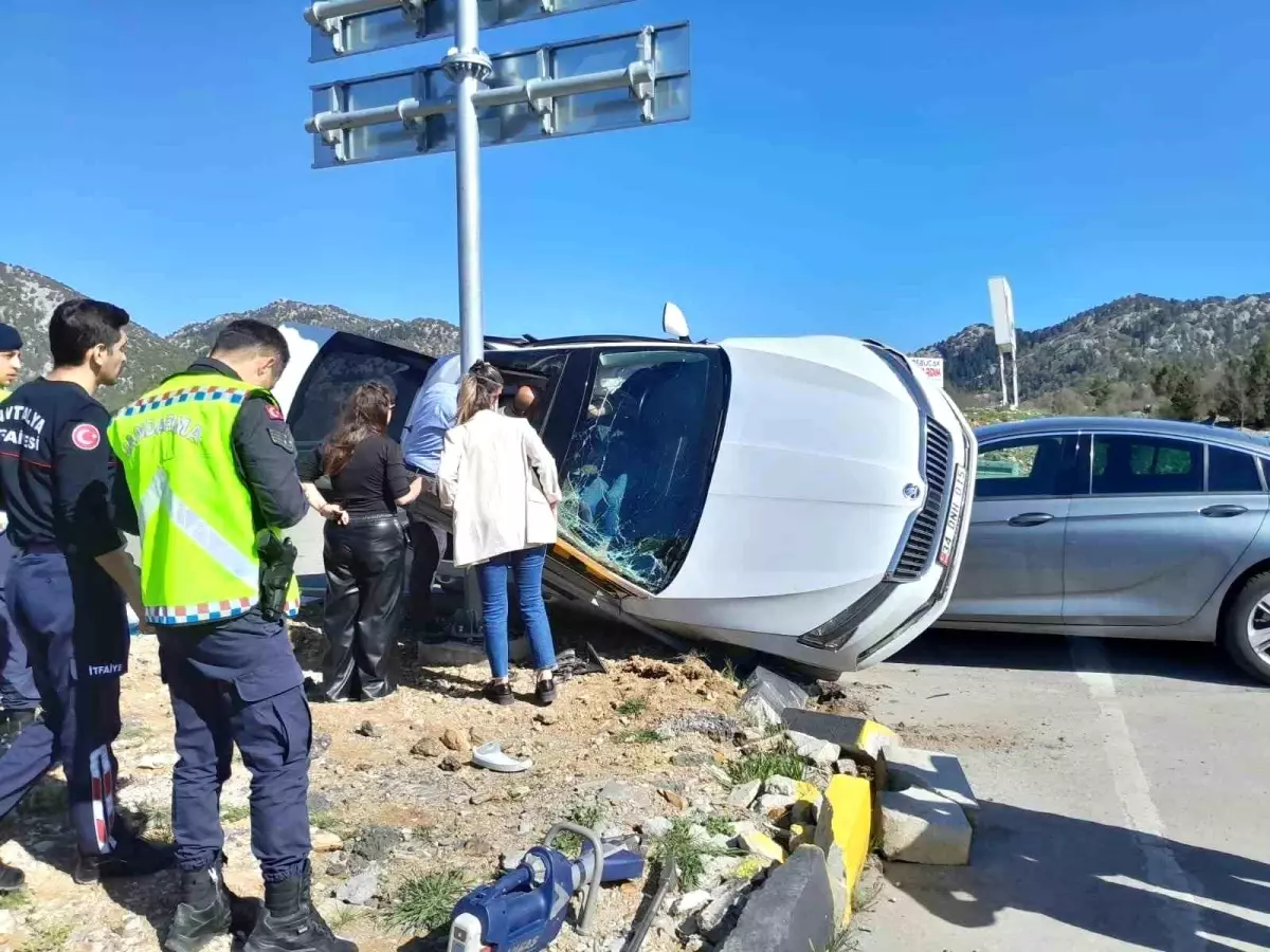 Antalya-Konya Karayolunda Trafik Kazası: 2 Yaralı
