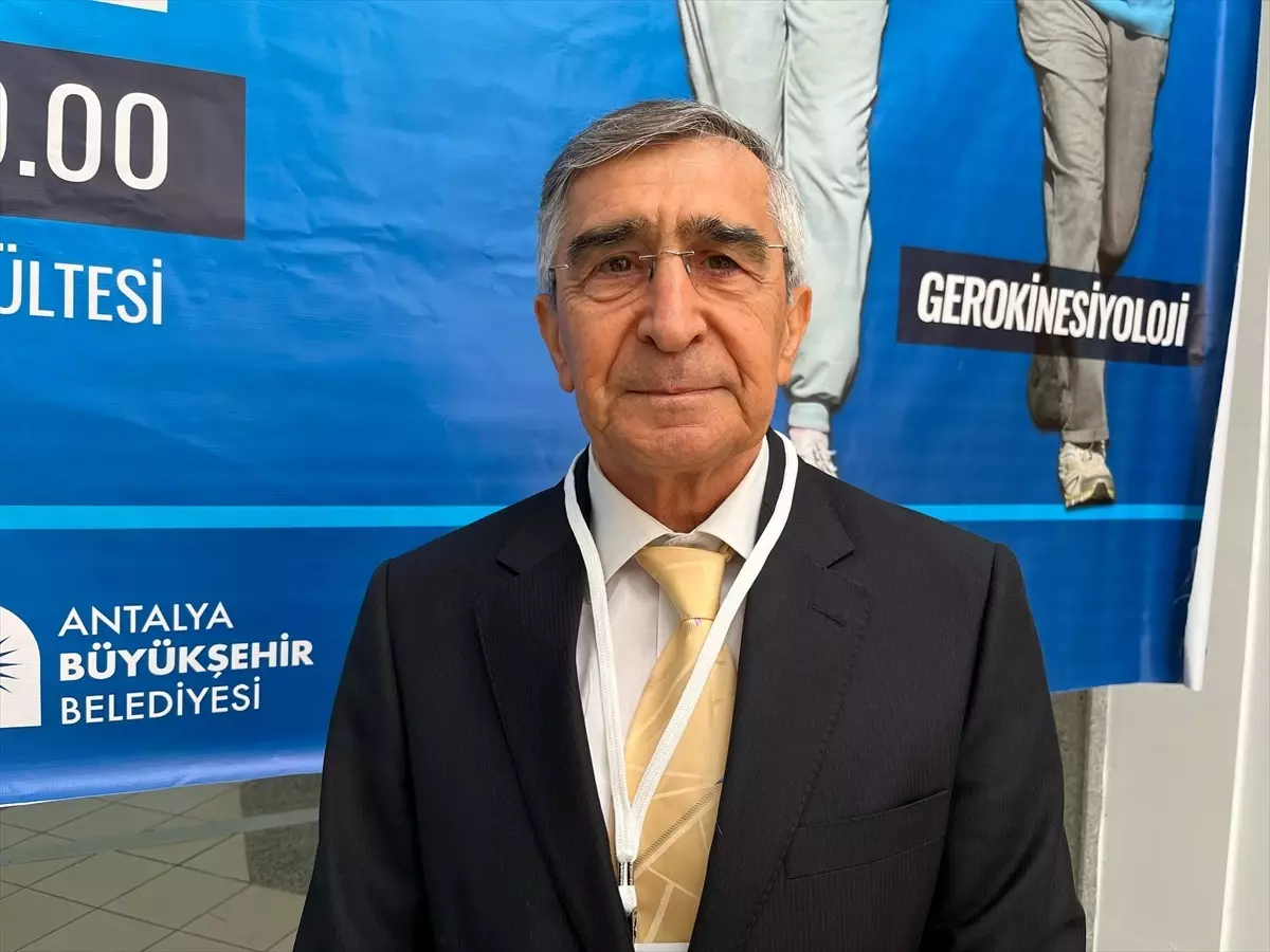 Yaşlılıkta Egzersiz ve Spor Sempozyumu Antalya'da Gerçekleşti