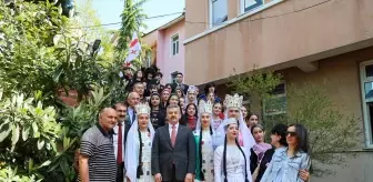 Artvin Valisi Ergün, Gürcü Öğrencilerle 23 Nisan Bayramı'nı Kutladı
