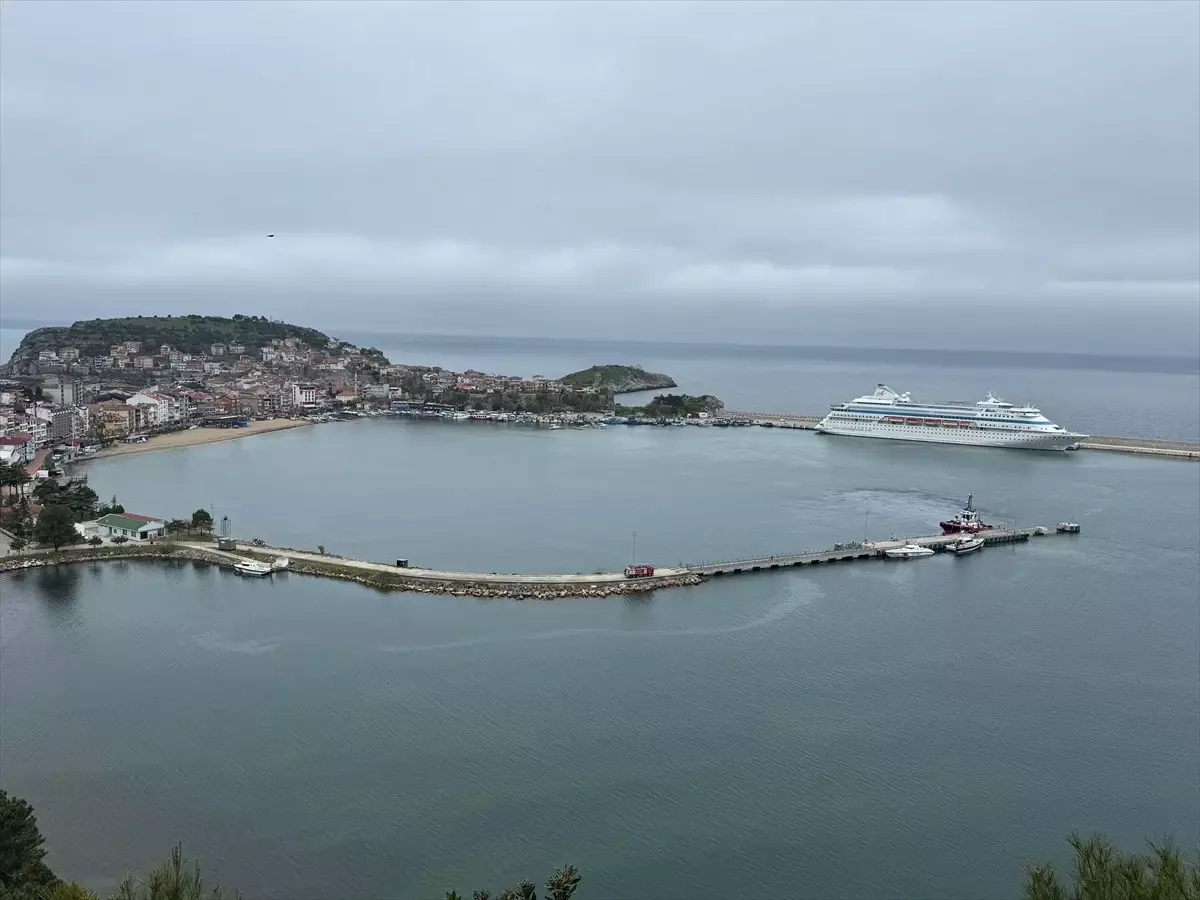 Soçi'den Amasra'ya Gelen Kruvaziyer Turizmi Canlandırdı