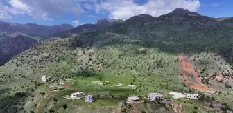 Keldaniler Aksu Köyü'ne Geri Dönmeye Başladı