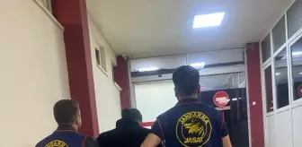 Kuşadası'nda Firari Hükümlü Pansiyonda Yakalandı
