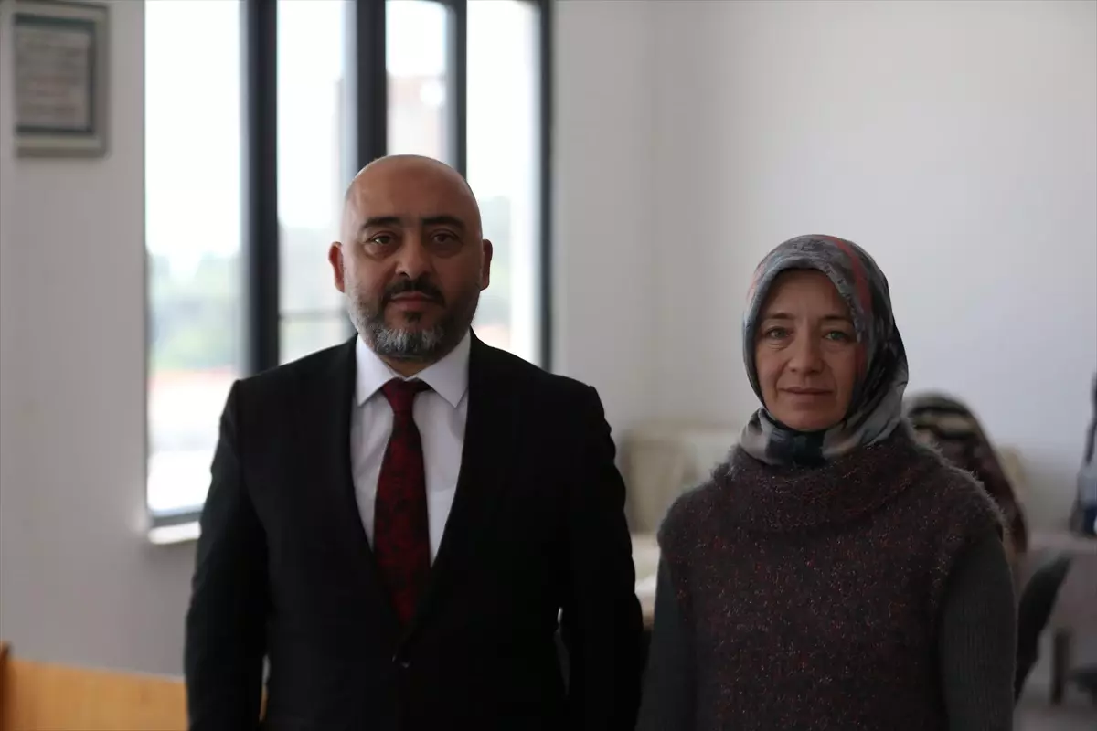 Ahmetçe Köyü'nde Kadın Kooperatifi Yöresel Lezzetleri Tanıtıyor