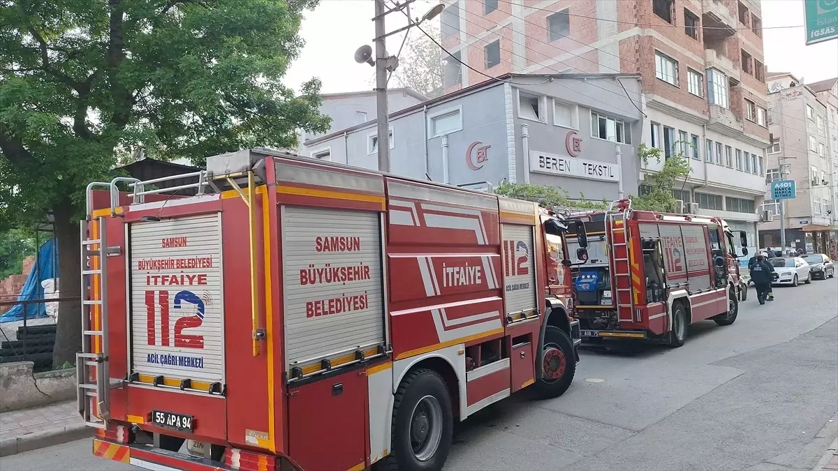 Bafra'da Tekstil Atölyesinde Yangın Çıktı