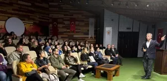Bafra'da Voleybol Bölge Finalleri: Sporcular Tarihi ve Doğal Güzellikleri Keşfetti